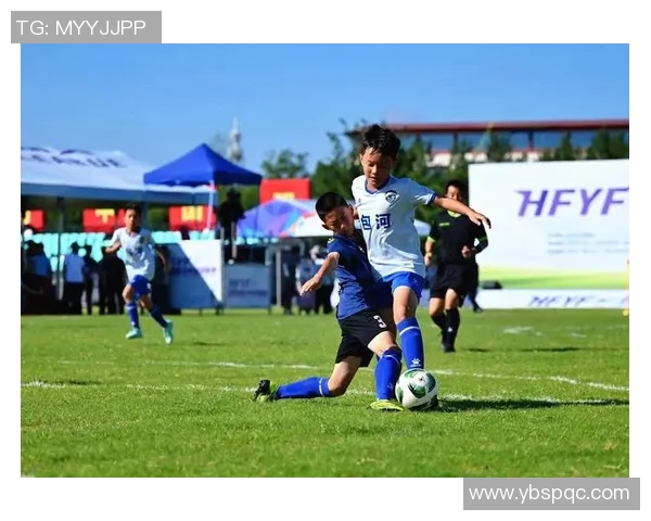 世界足球巨星助力凉山足球发展点燃青少年体育梦想