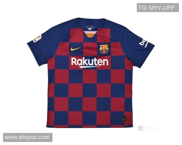 聚焦球衣与足球明星的经典瞬间 展现足坛风采与独特魅力