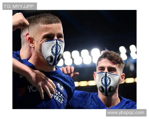 疫情期间活跃在足球场上的明星球员及其背后的故事解析 疫情期间活跃在足球场上的明星球员及其背后的故事解析