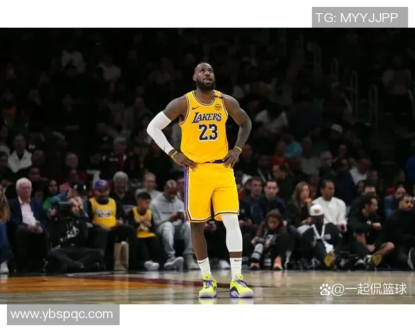 詹姆斯带领球队冲击冠军 未来足球赛场的新希望与挑战 詹姆斯带领球队冲击冠军 未来足球赛场的新希望与挑战